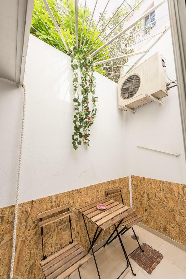 Just Under Acropolis Apartment Athens Ngoại thất bức ảnh